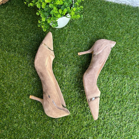 Sturat Weitzman Davia TAUPE Clear Trim
Pointed Toe Pump (Women) size 8 - Picture 5 of 16